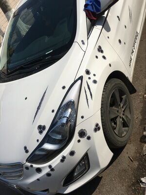 iGi4Shop Car scratch simulation bullet hole crack sticker